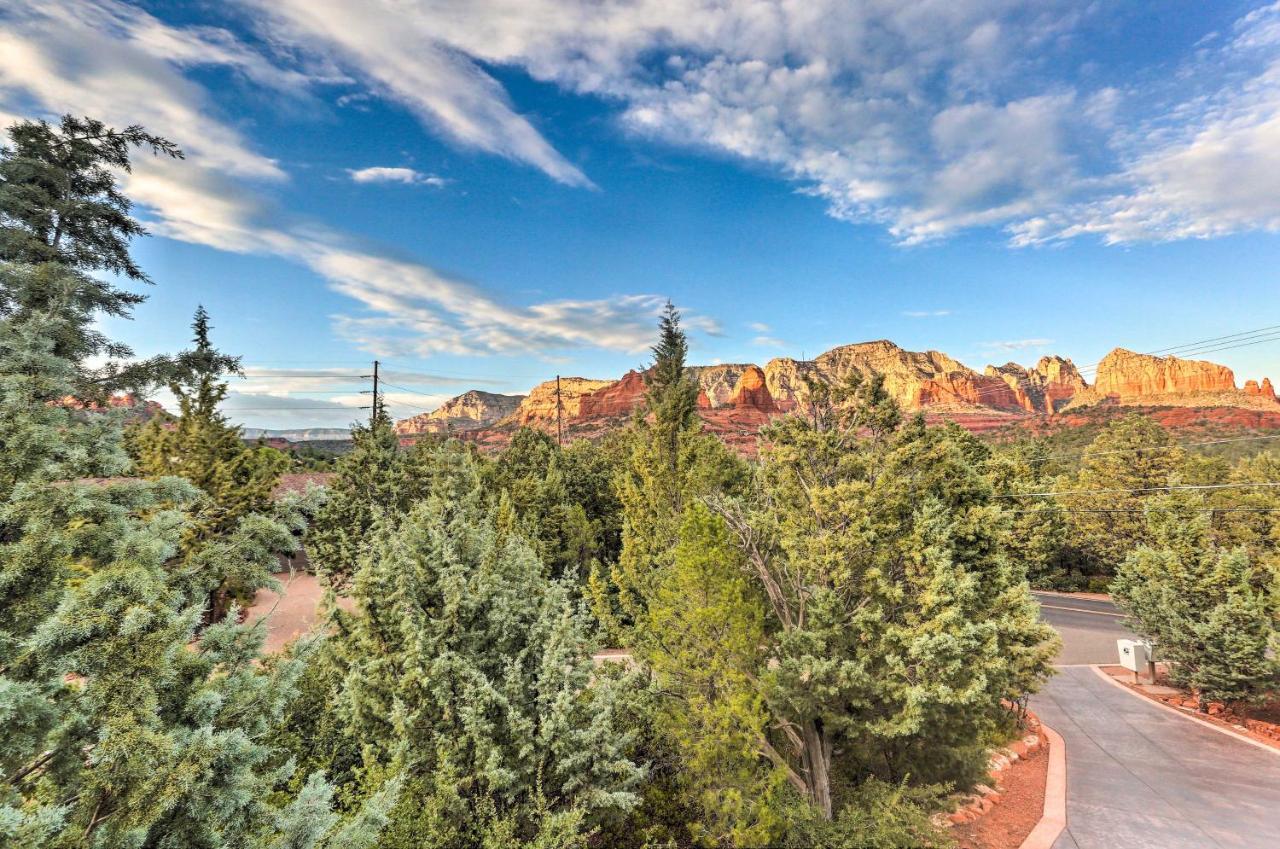 Sedona Couples Retreat With Patio Walk To Trails! Leilighet Eksteriør bilde